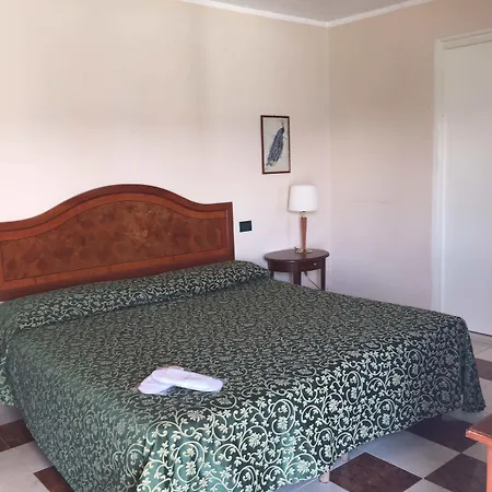 Cappellina 4* Toscolano-Maderno