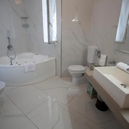 Hotel Cappellina 4*